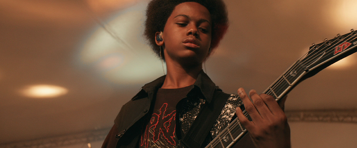 BREAKING A MONSTER (2015)